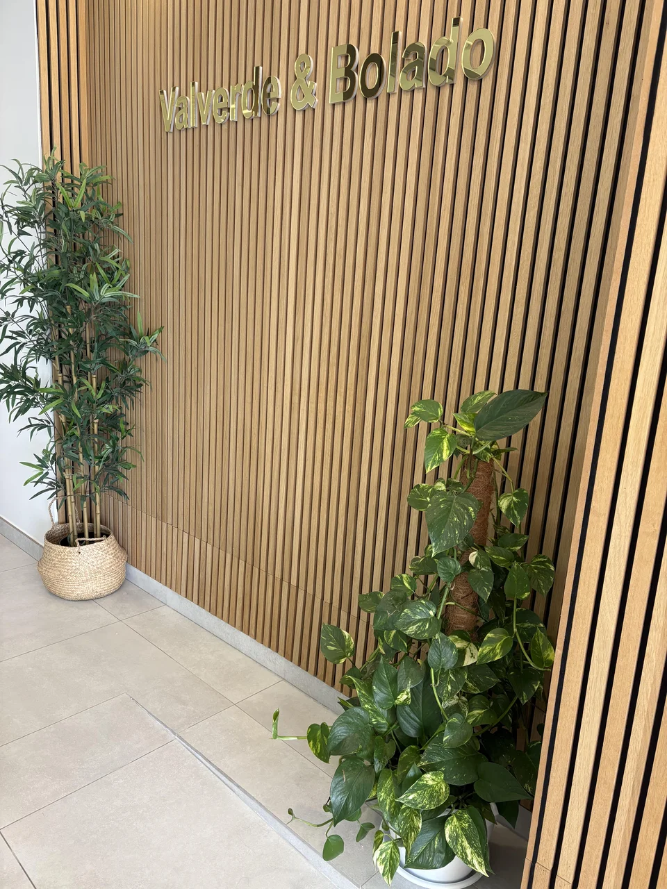 Clínica Dental Valverde y Bolado